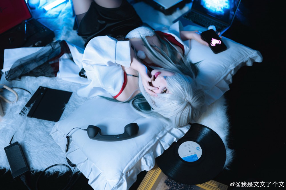 cosplay 无期迷途 雷温@我是文文了个文