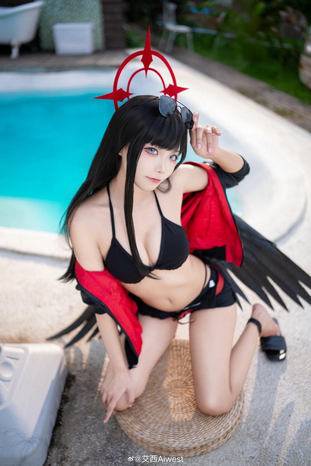 cosplay 老师…难不成以为我是温室里精心呵护的大小姐，嗯？ 蔚蓝档案 仲正一花@艾西Aiwest