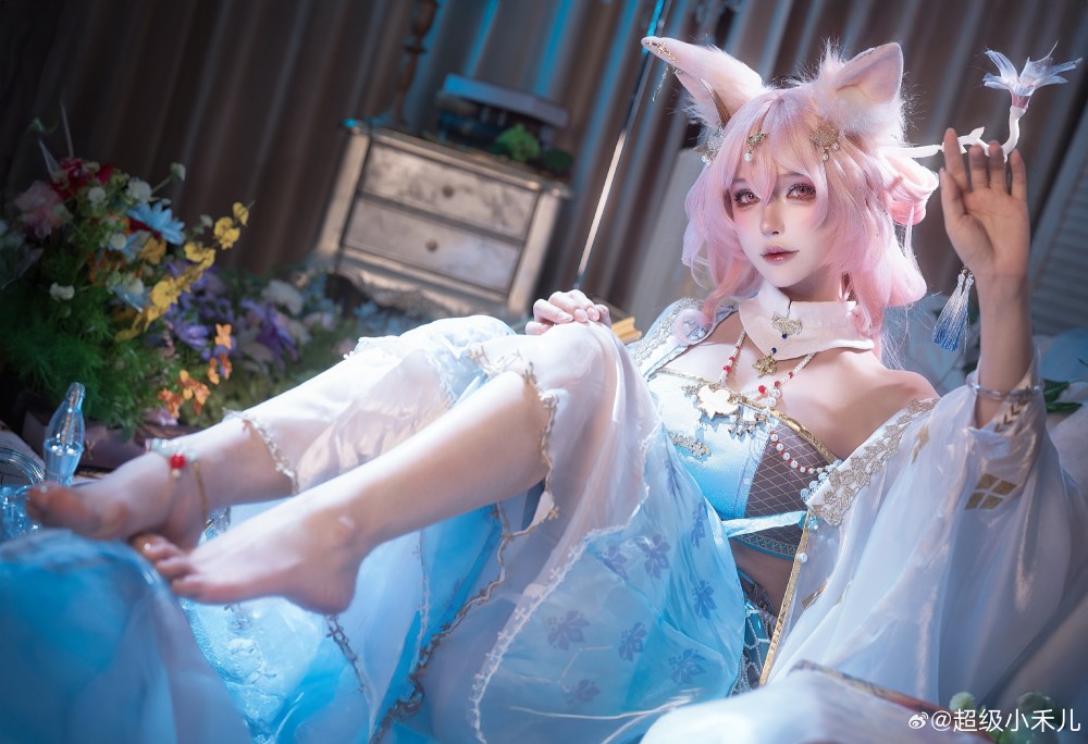 cosplay 明日方舟 鸿雪「行梦侧畔」/@超级小禾儿