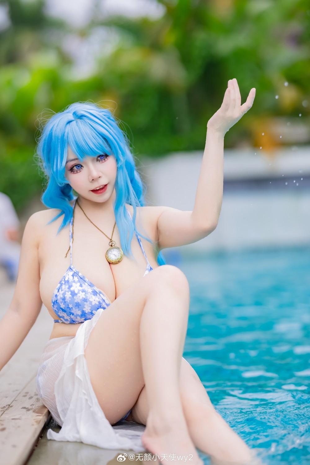 那个…果然还是穿着泳衣效果会更好吧？Nikke:胜利女神 海伦@无颜小天使wy2