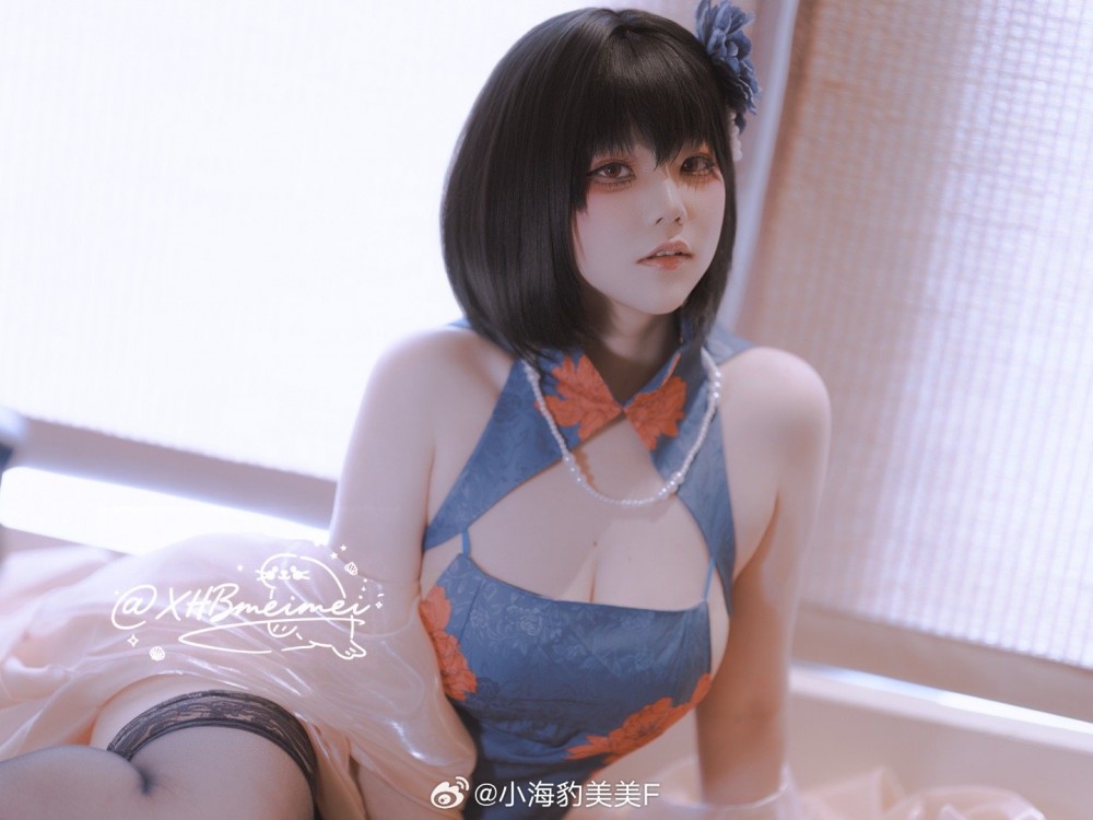 cosplay 难得的休息时间，想做点什么呢？我会酌情满足你的。 碧蓝航线 建武@小海豹美美F