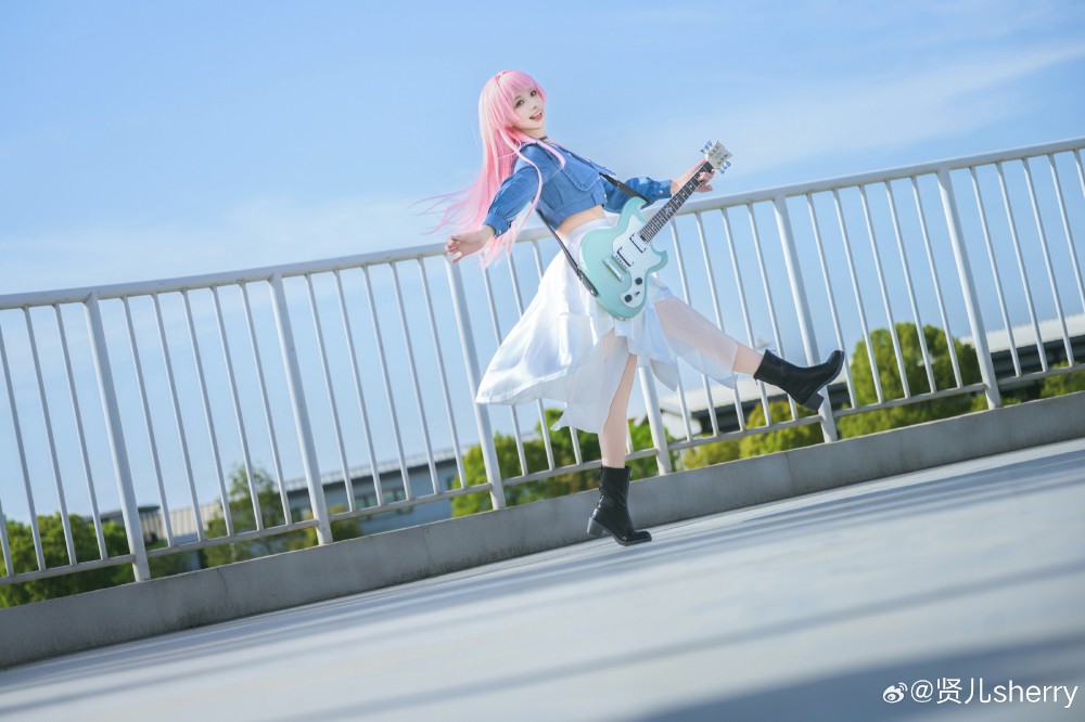 cosplay 雨停了是因为有我们的小太阳爱音在~ MyGO 千早爱音@贤儿sherry