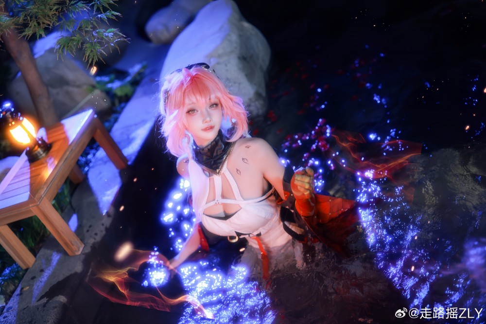 cosplay 突然想起来长离原皮没有发过呢！鸣潮 长离@走路摇ZLY