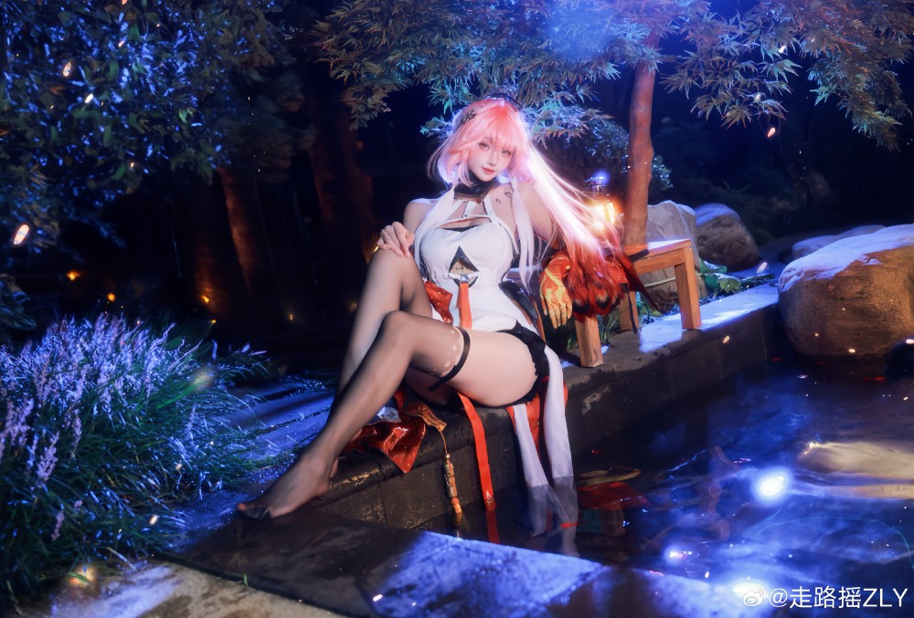 cosplay 突然想起来长离原皮没有发过呢！鸣潮 长离@走路摇ZLY