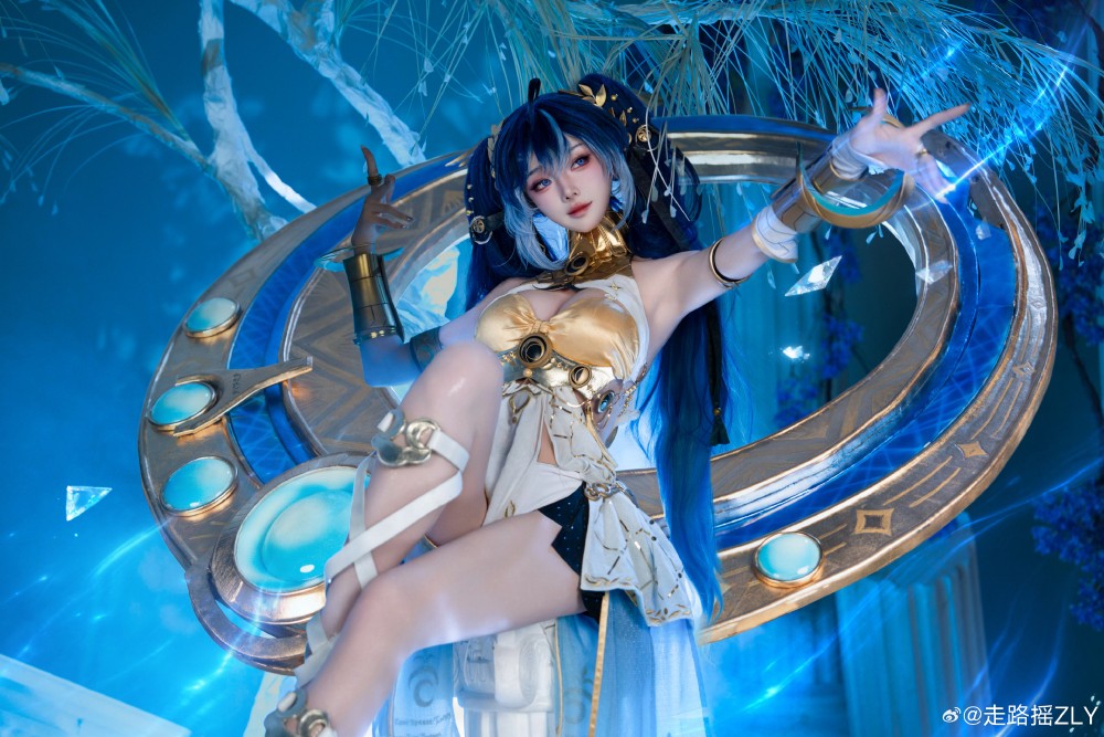 cosplay 鸣潮 尤诺是谁？有这个人吗？@走路摇ZLY