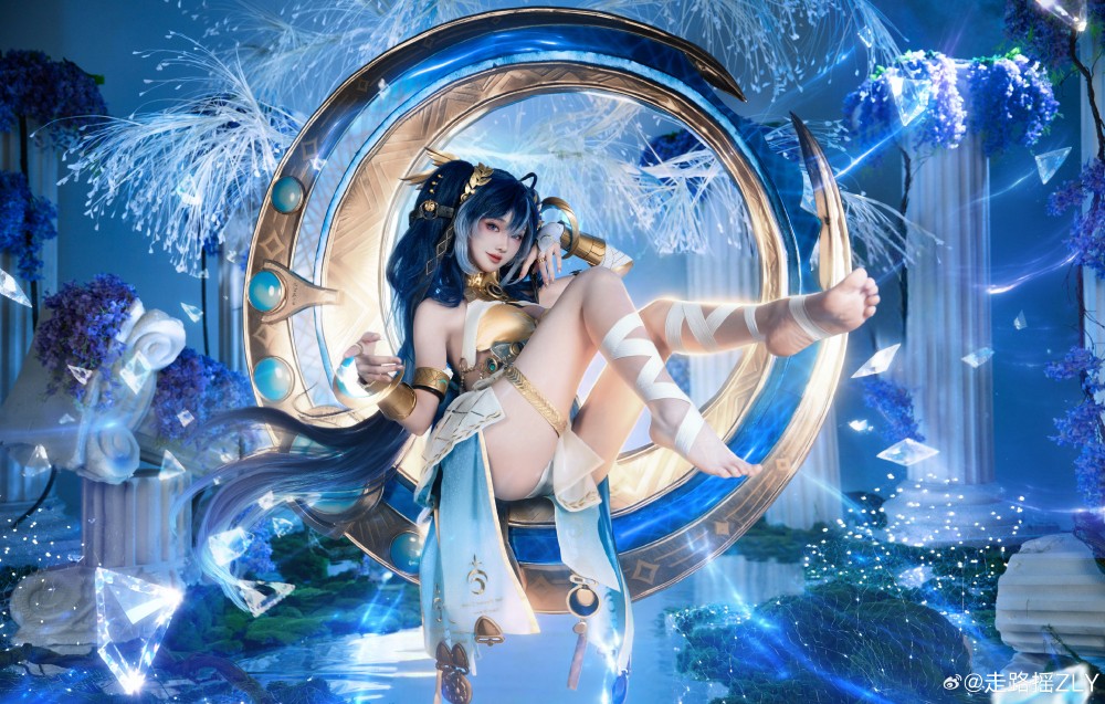 cosplay 鸣潮 尤诺是谁？有这个人吗？@走路摇ZLY