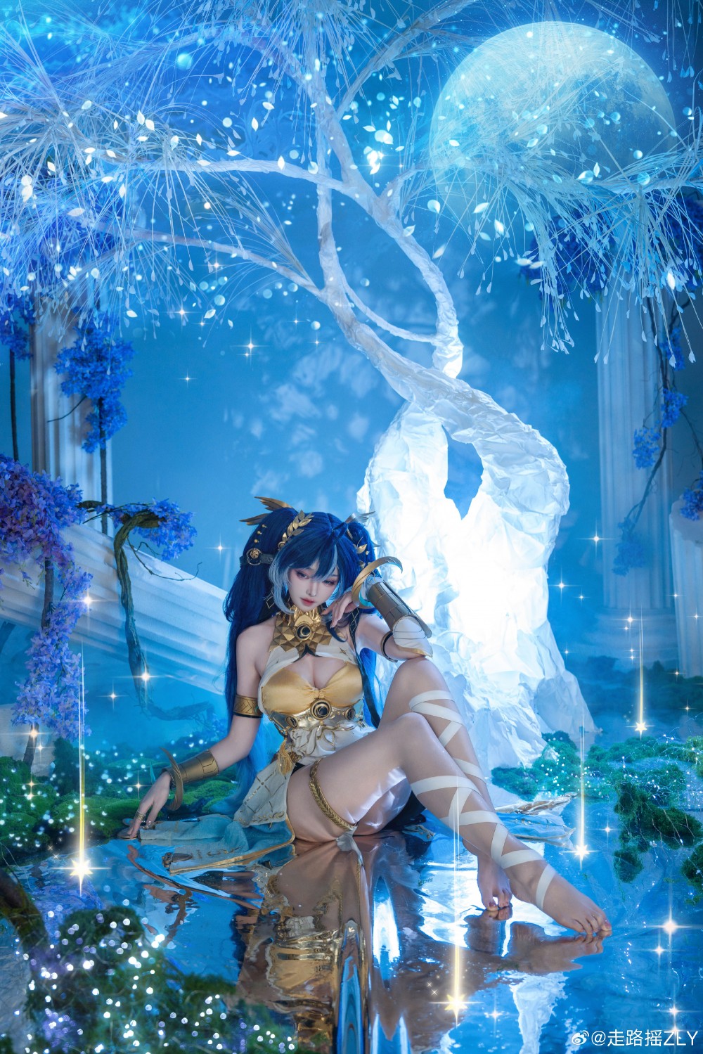 cosplay 鸣潮 尤诺是谁？有这个人吗？@走路摇ZLY