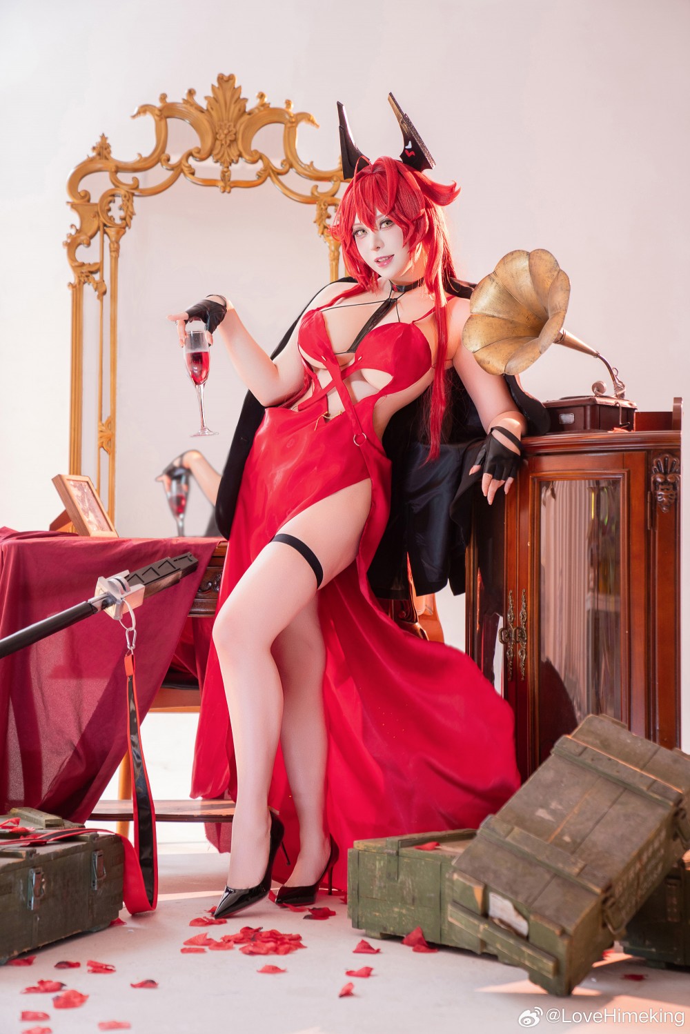 cosplay 胜利女神nikke 小红帽@LoveHimeking