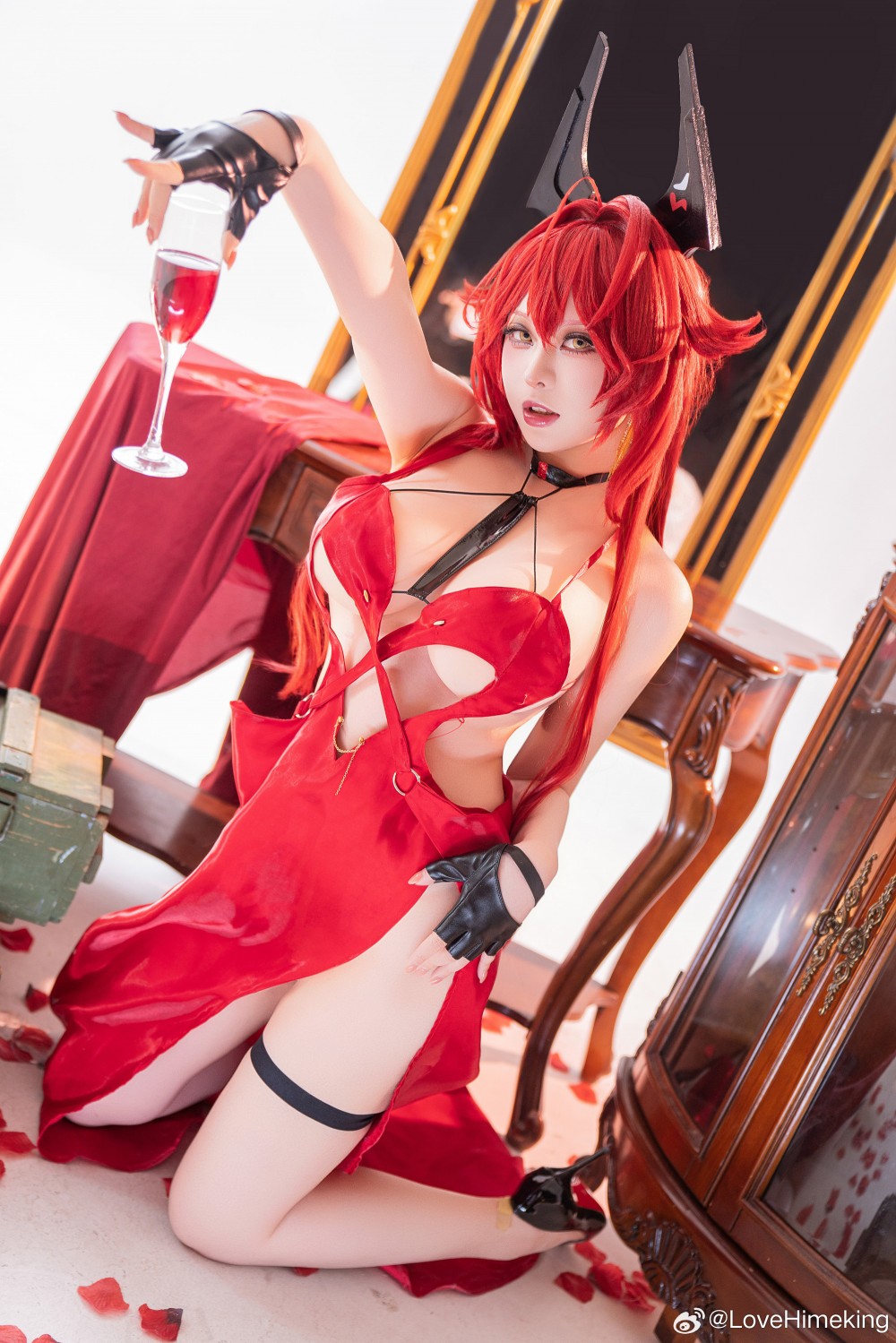 cosplay 胜利女神nikke 小红帽@LoveHimeking